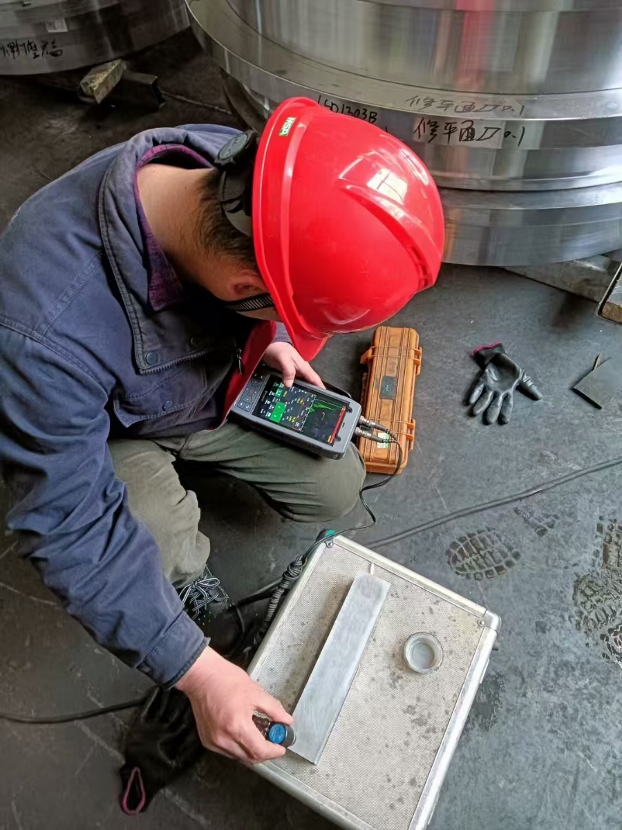 智聯(lián)型超聲波探傷儀現(xiàn)場案例